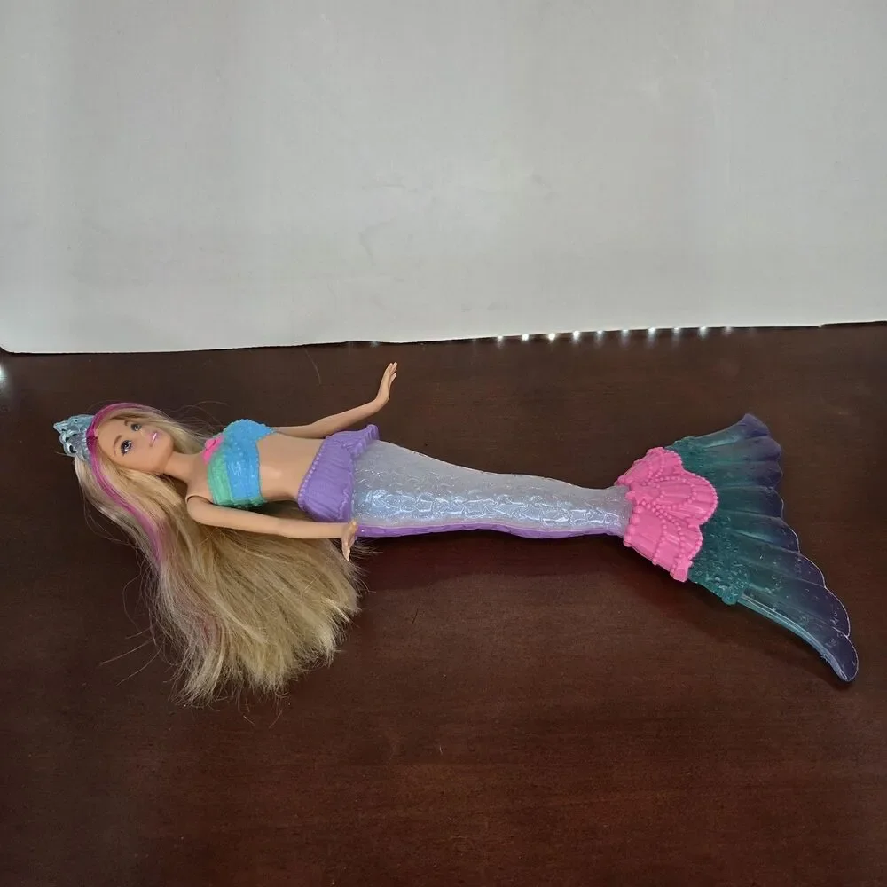 Barbie Dreamtopia Rainbow Lights Mermaid Doll Blonde Light-up Tail Star Tiara
